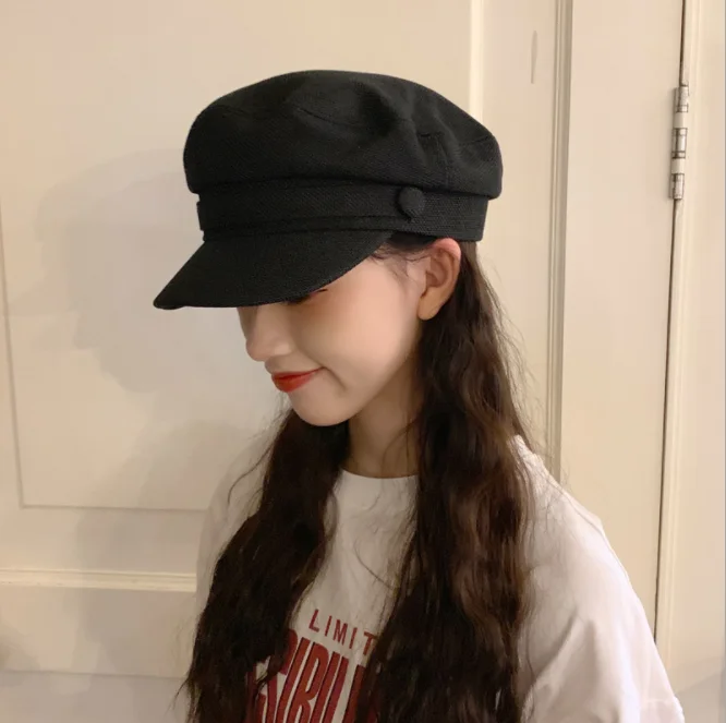 Wool Black Beret Hat for Women - Stylish Winter Cap in Many  display picture 3