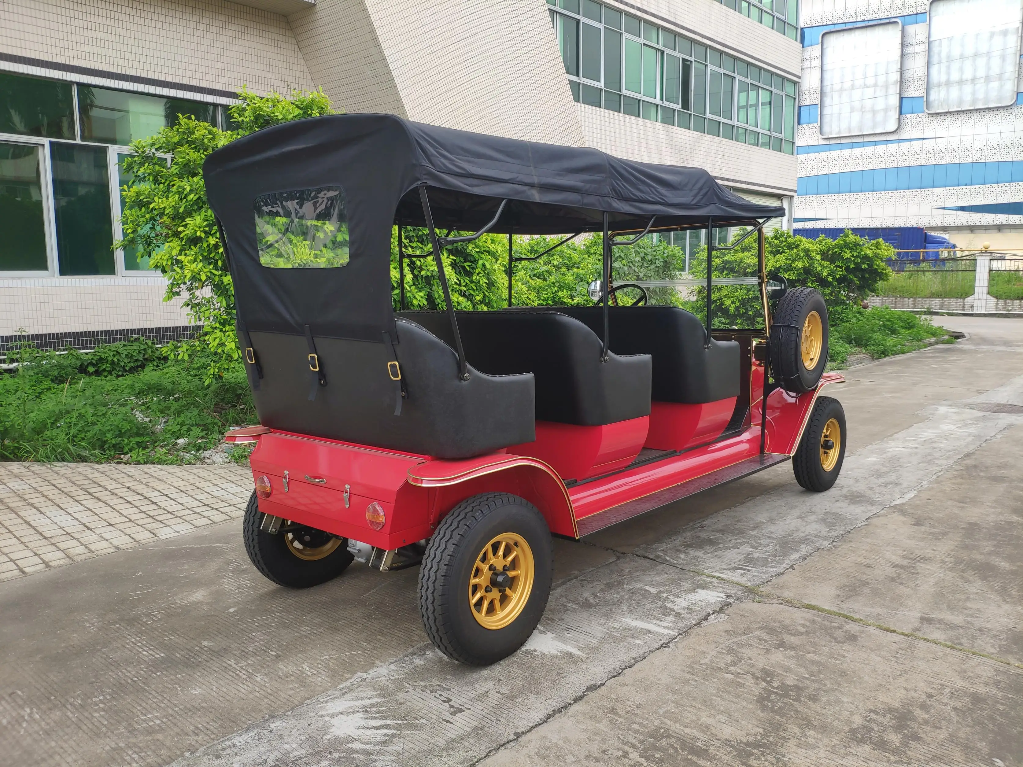 Nice 48V 5KW Motor Steel Material Battery Operated Golf Carts Buggy