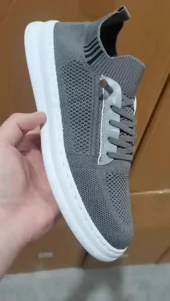 Men's Fashionable Sneakers Comfort and Style Combined