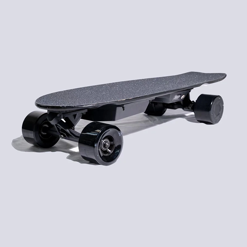 2022 New Design Dual Drive Longboard 40 Km/h Maximum Speed Electric Skateboard Black Pu Unisex