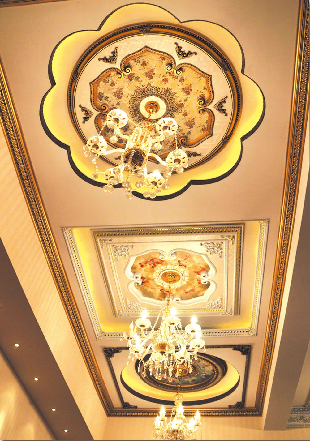 Multicolor Pu Ceiling Medallion Mold Decorative 3d Ceiling Board