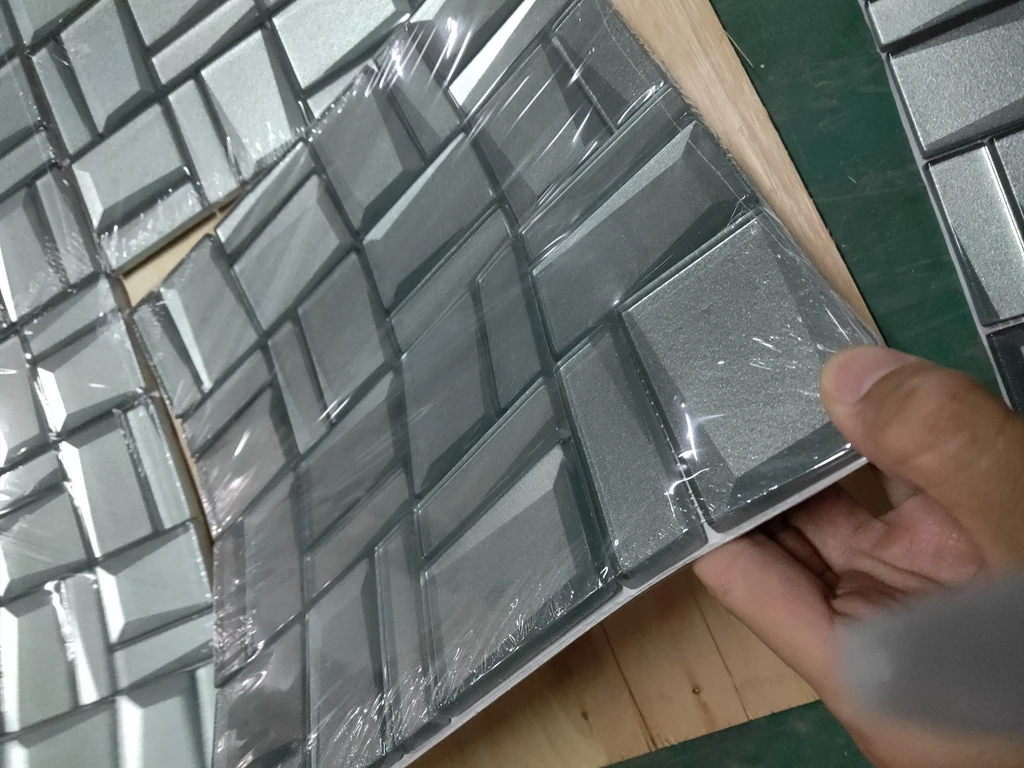 Telha de mosaico de vidro chanfrado 3d novo design de moda backsplash profissional fabricação de foshan