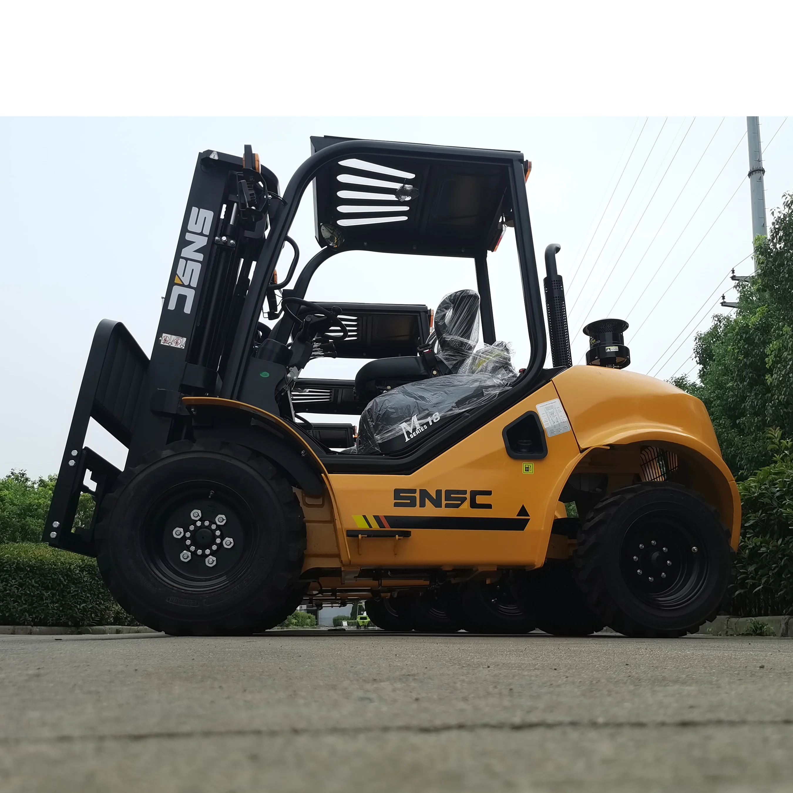 1.8Ton Diesel Rough Terrain Pallet Truck