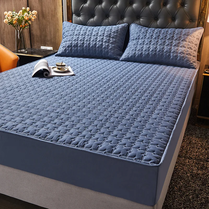 Hot Sales Hypoallergenic Queen King Wholesale Bed Bug Polyester Quilted