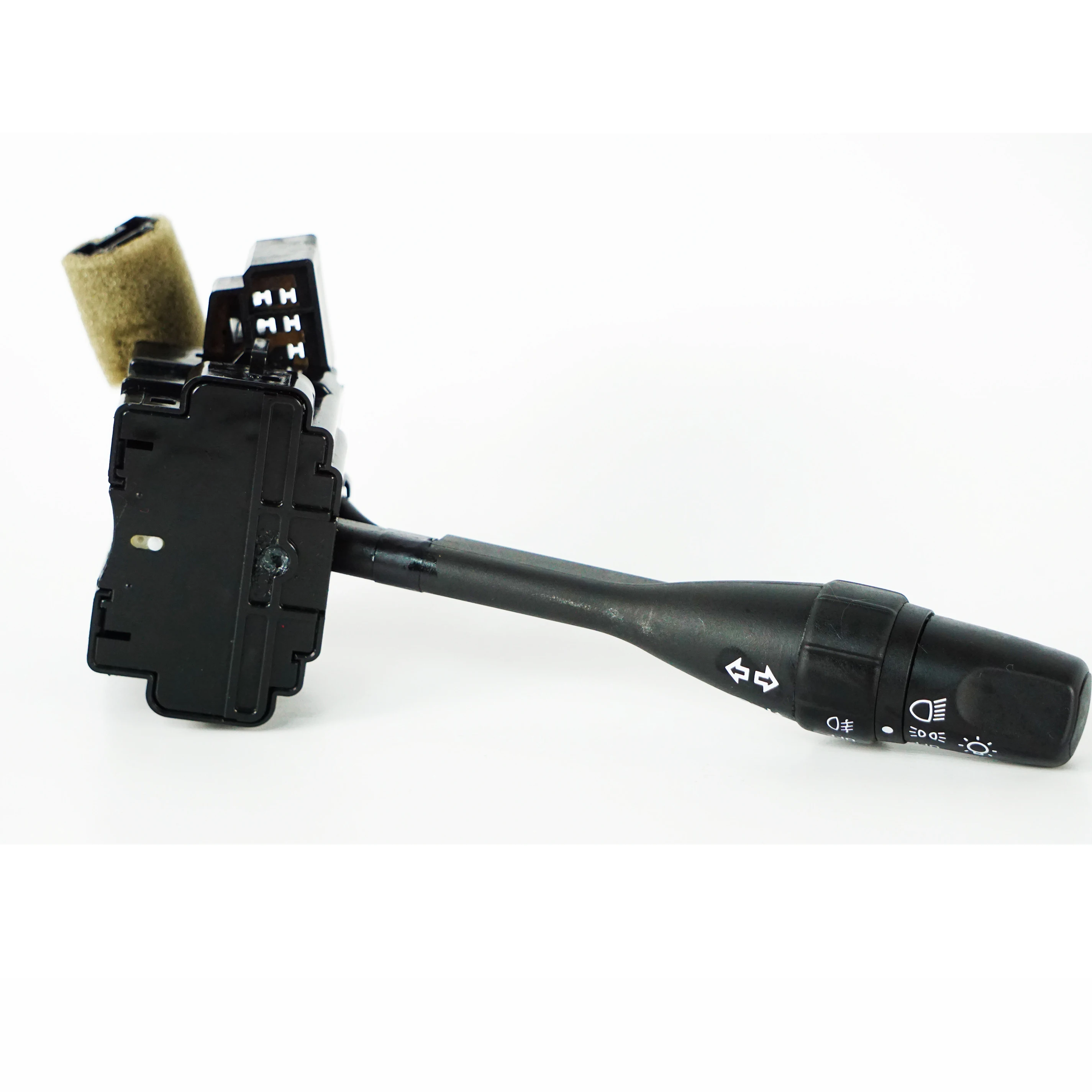 
Best Quality auto parts Headlight Switch OE No. 25540-40U61 for Nissan MAXIMA A32 BLUEBIRD U13z 