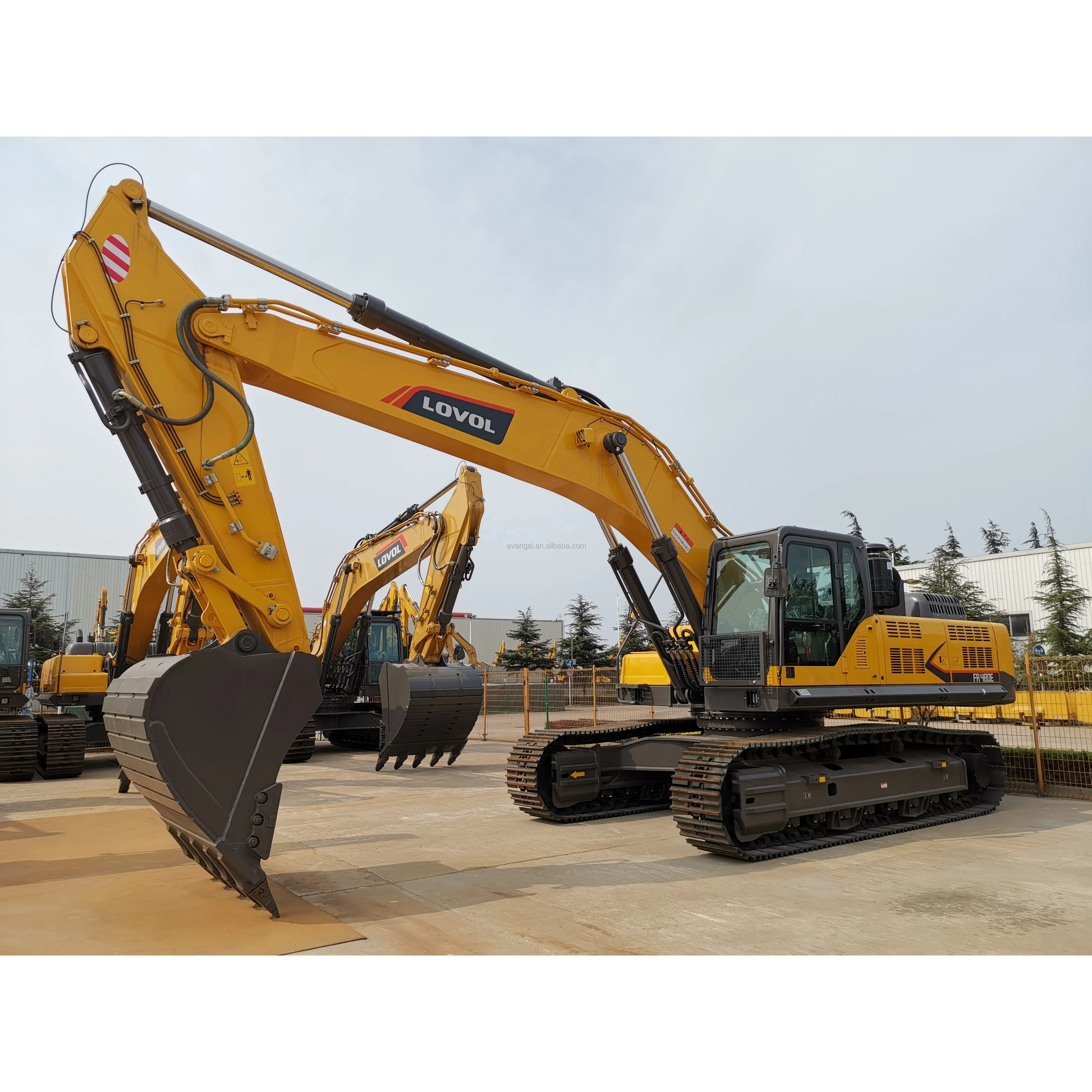 гусеничный/колесный экскаватор case cx210b. экскаватор одноковшовый гусеничный е330с. техника безопасности на экскаваторе. экскаватор. противовес от экскаватора.