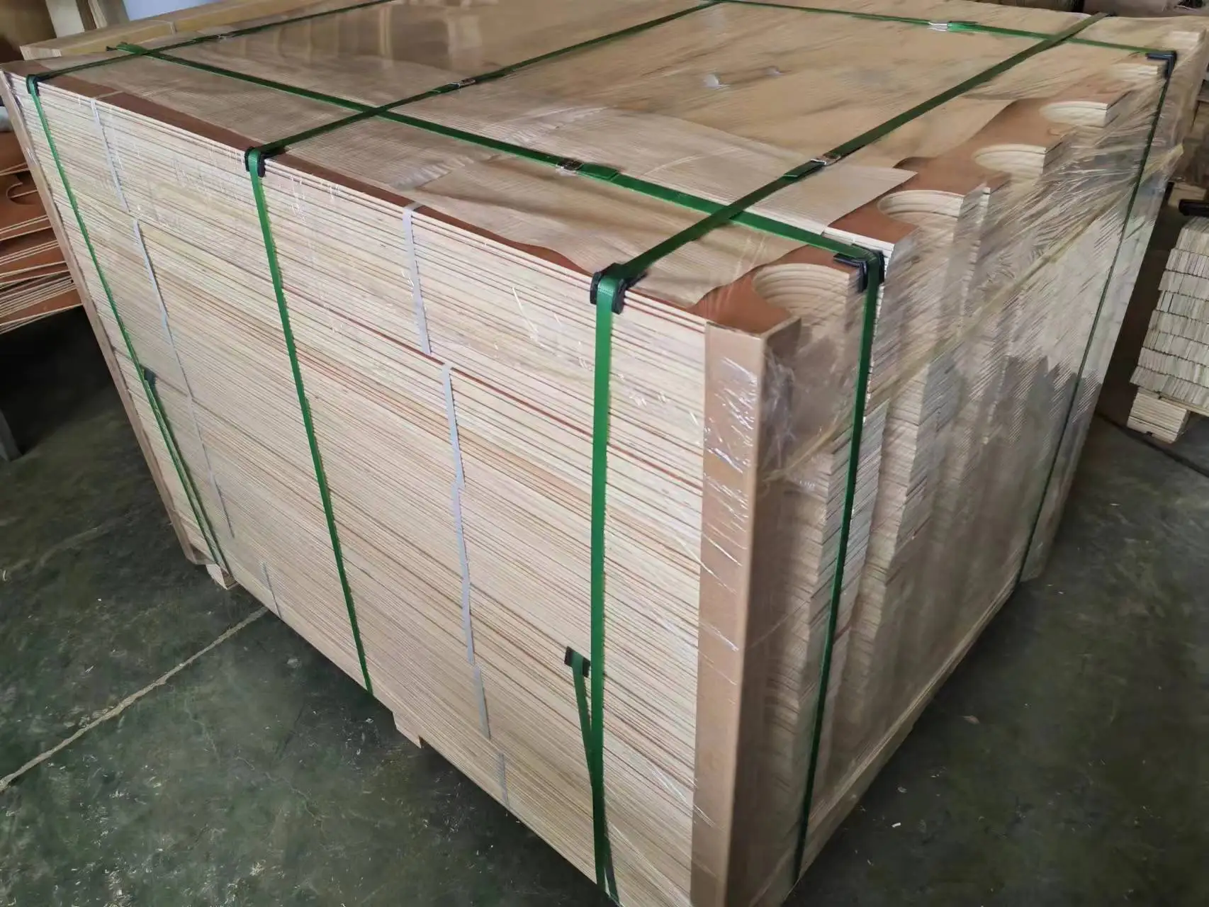 2023 Good Quality Wooden Plywoods Poplar Wood Curve Bed Slats Of Bed