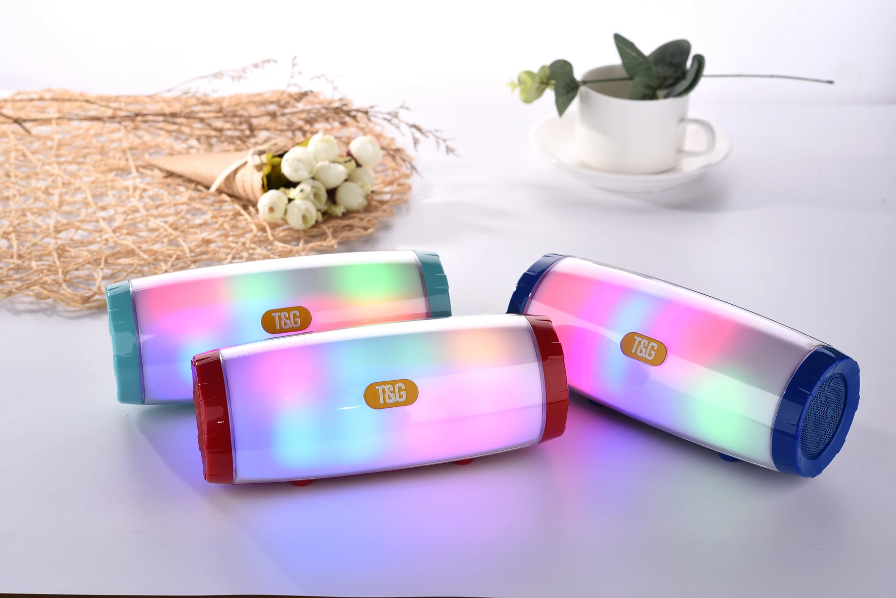 Led Color Light Mini Portable Wireless Speaker Ipx4 Subwoofer Hot Sale