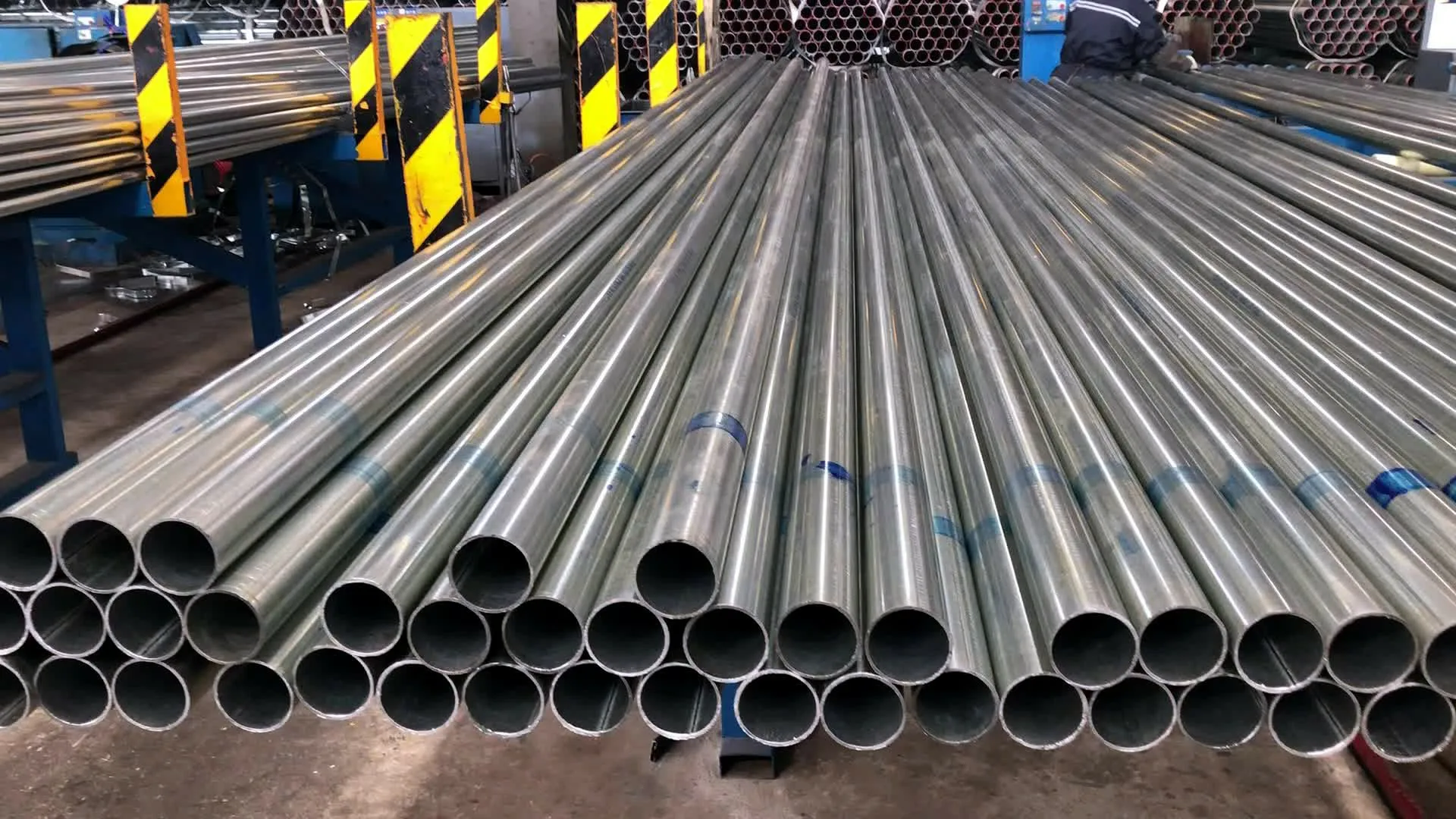 INCONEL 600 NiCr15Fe EN-17751 3/4" - 12" UNS N06600 ASTM B167/5580 alloy steel seamless pipe