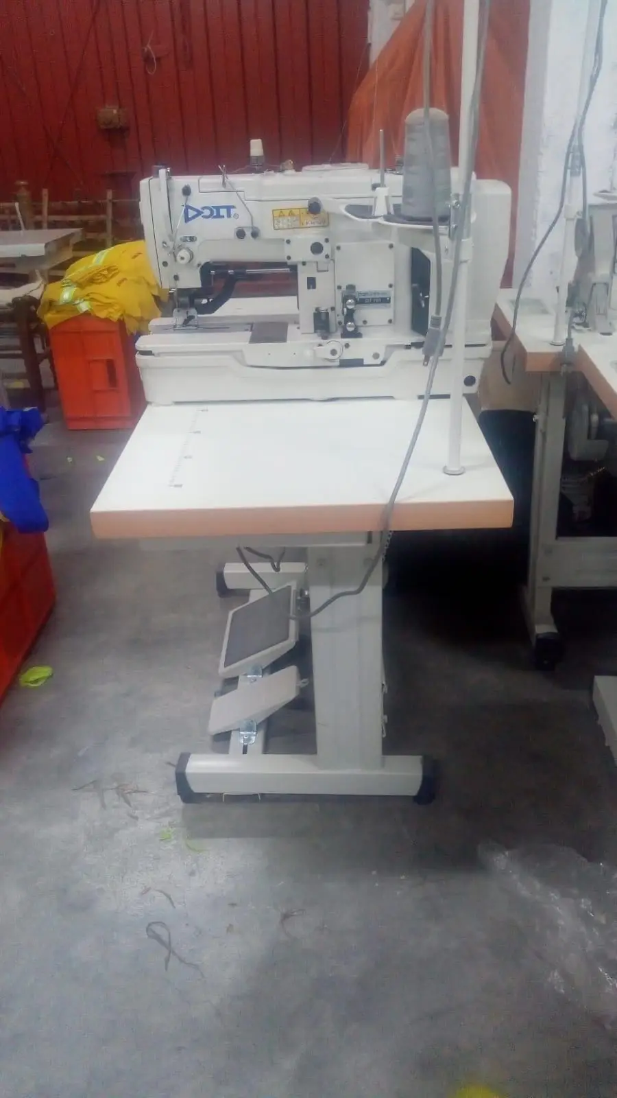 Industrial Sewing Machine Stand Plastic Edge Sewing Machine Table Stand