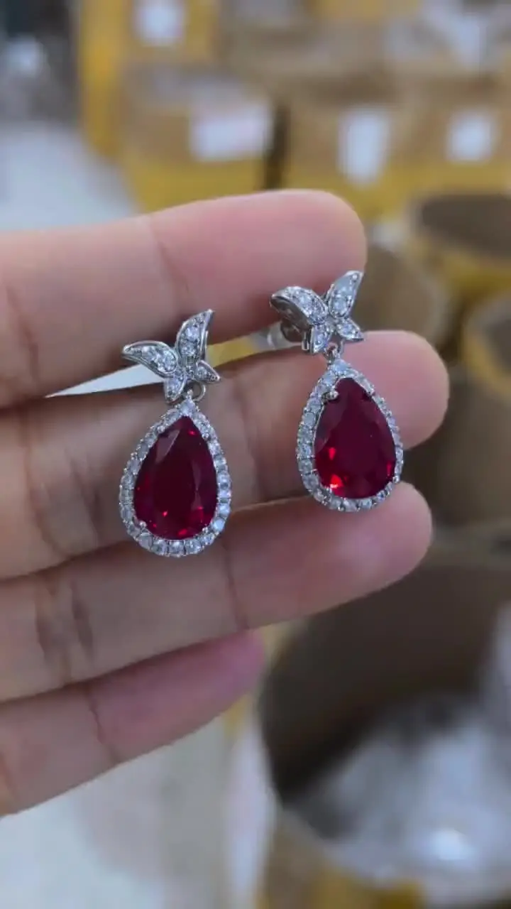 CAOSHI New Exquisite Butterfly Design Big Pear Shaped Red Crystal
