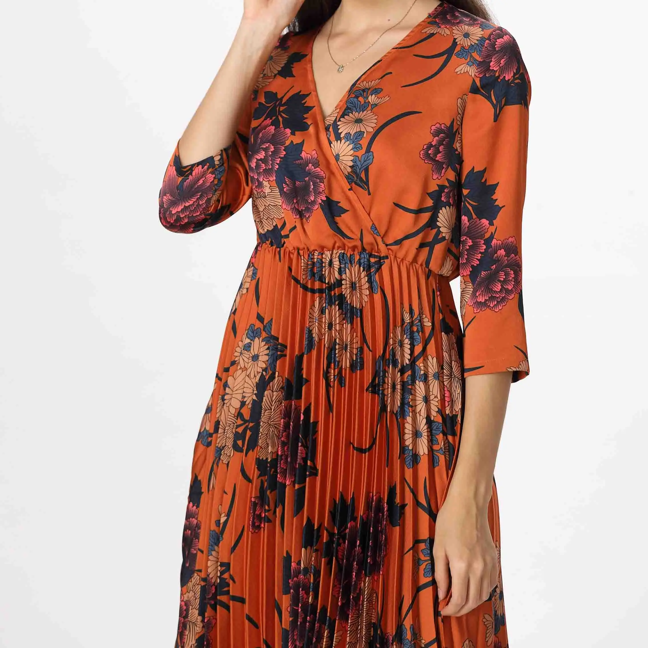 女装新款半袖 v领印花百褶 midi 连衣裙女士