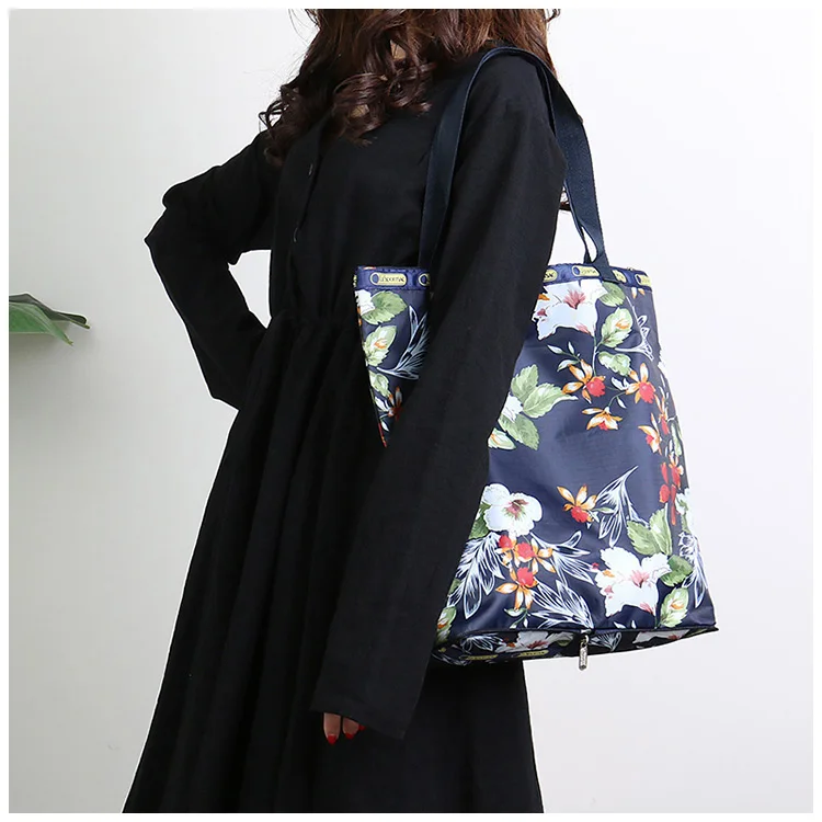 luxury shopping bag (14).JPG