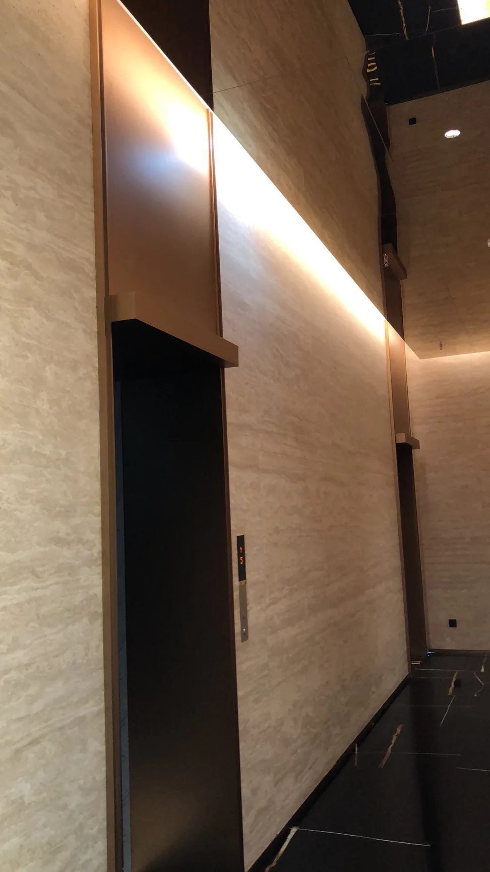 Door frame and elevator hall decoration works elevator door wall cladding