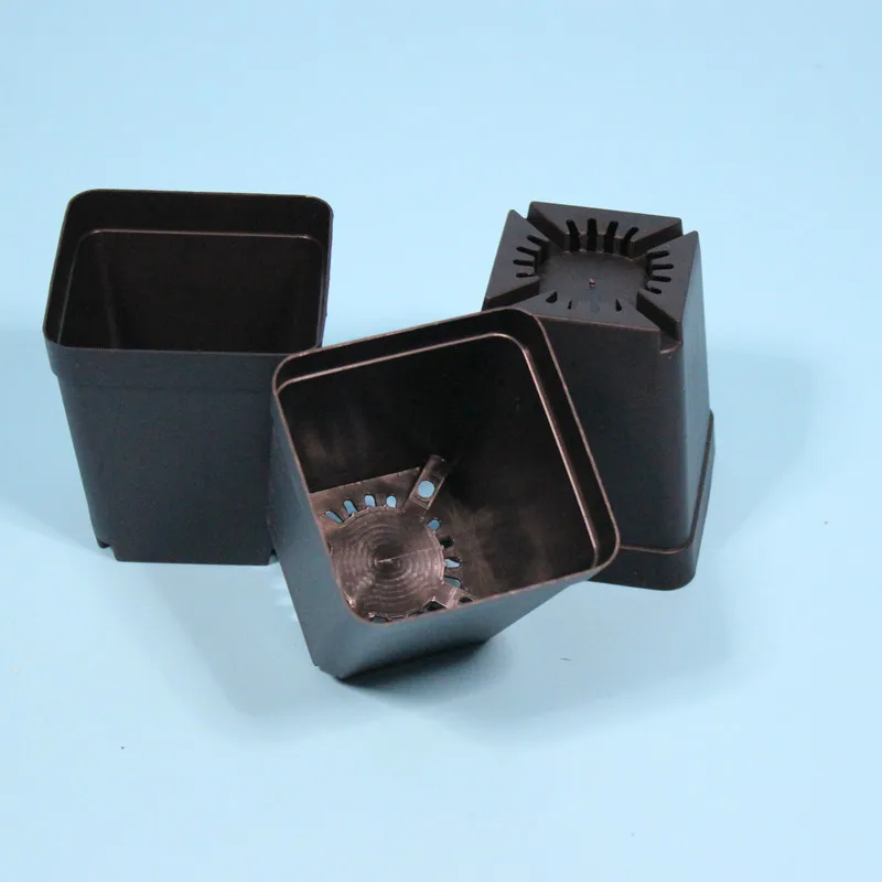 Plastic Pot.jpg