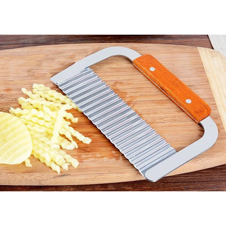 Amazon Top Seller 2018 Stainless Steel Wave Cutter Wooden Handle Potato Vegetable Fruit Cut Flower Knife French Fries Cut Knife