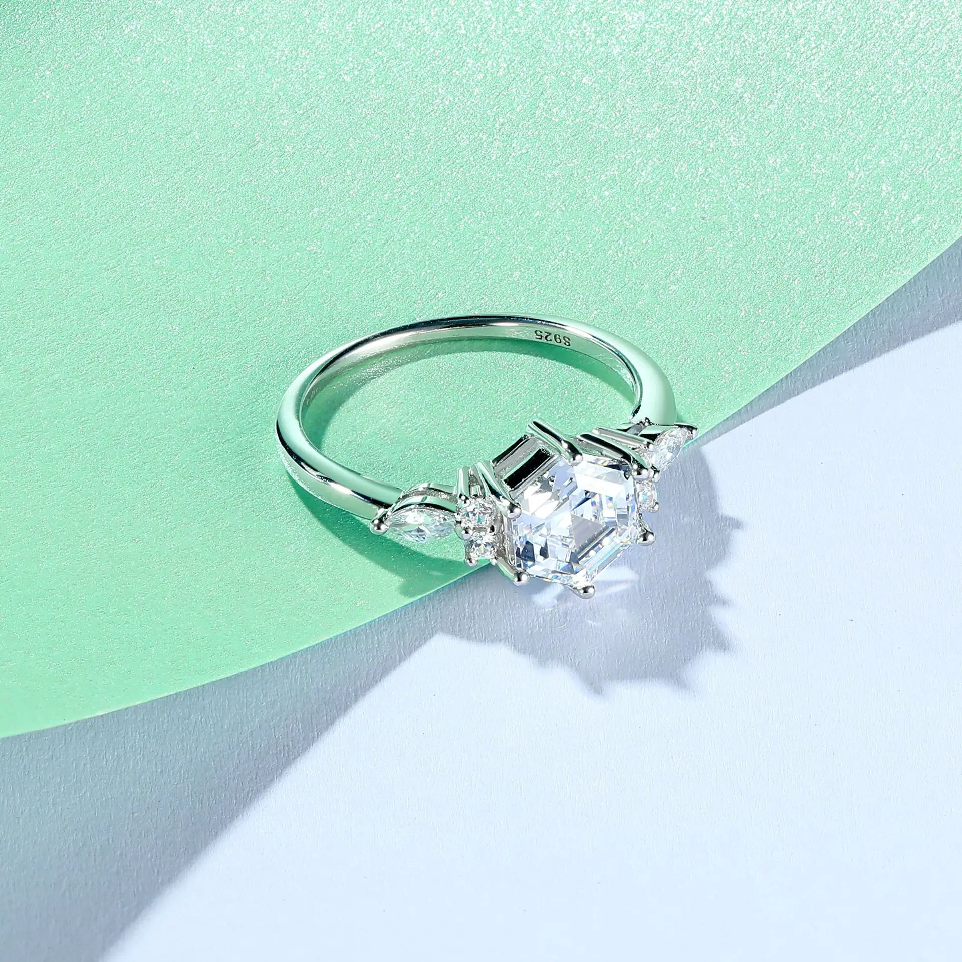 Niche High-grade 925 Sterling Silver Hexagon Flame Color Ring Luxury Women Diamond Ring Lab Diamond Treasure Sapphire Fine Ring