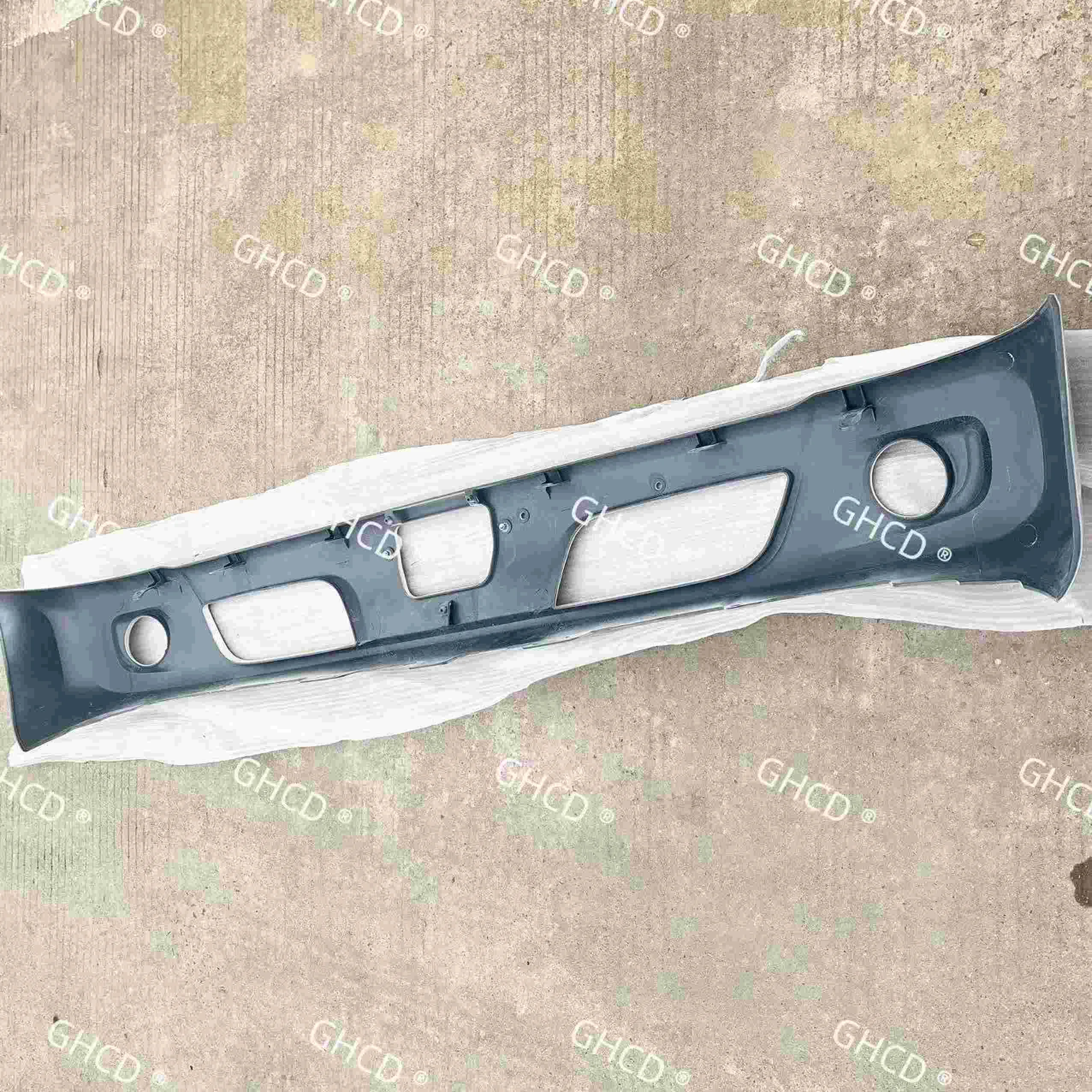product ghcd high quality japanese truck body part new white narrow bumper for hino 300 high end plastic design-4