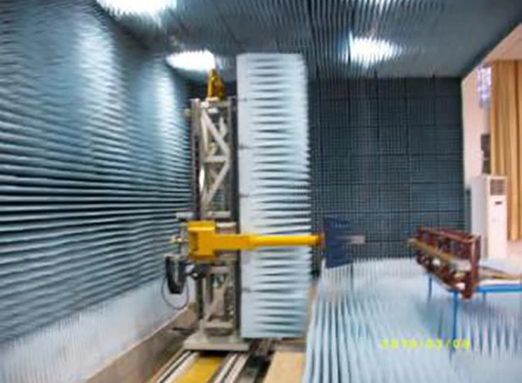 Plane near-field scanning frame