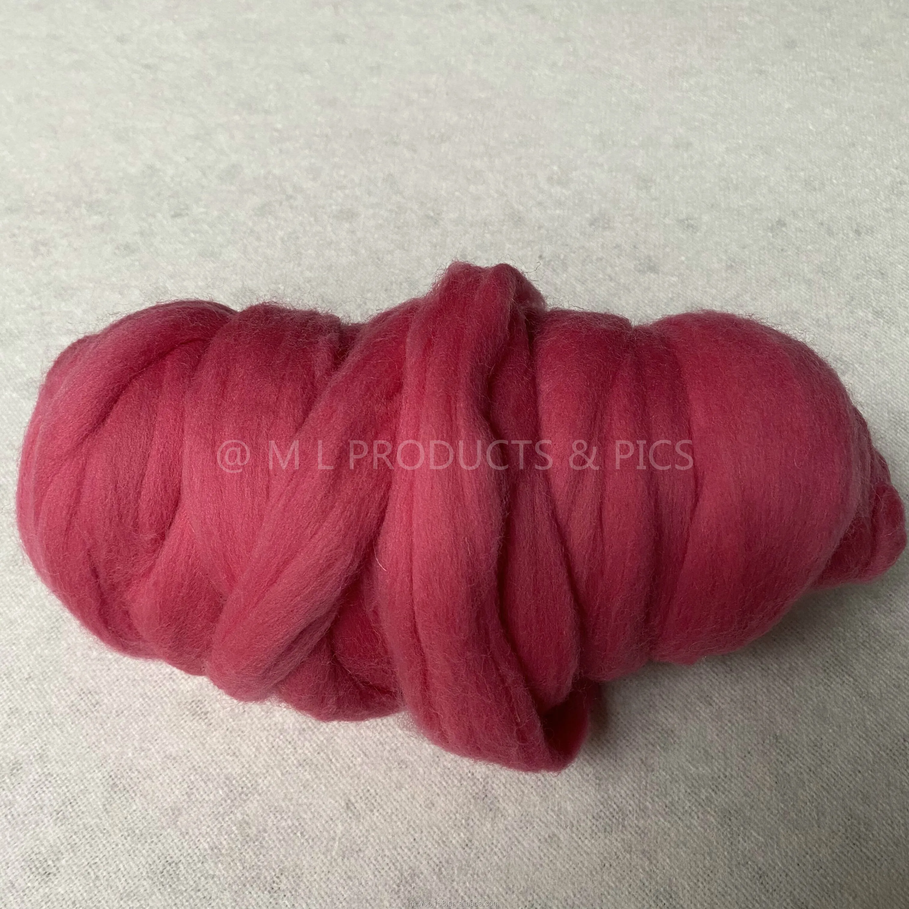 Giant Chunky 100 % Merino Wool Tops Roving Yarn Carpet Sheep Wool - Buy