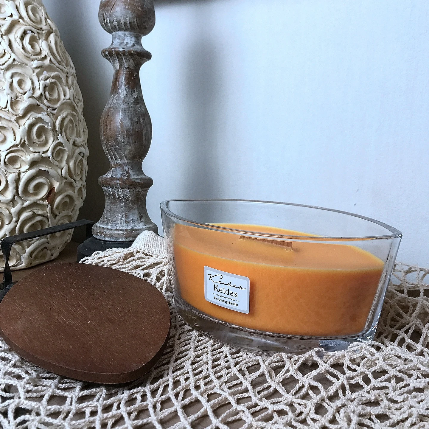 elipsa woodwick scented wood wick candle for wedding hotel bar