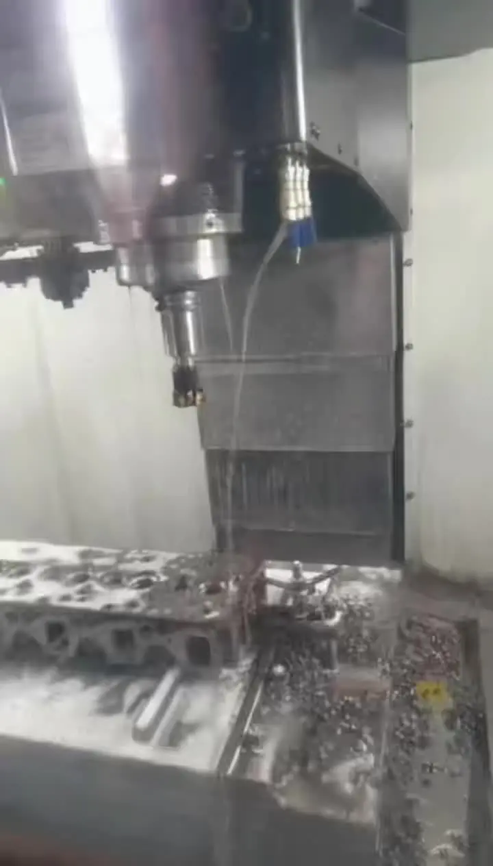 QR25 Complete Cylinder Head for Nissan V350 NP300 Frontier