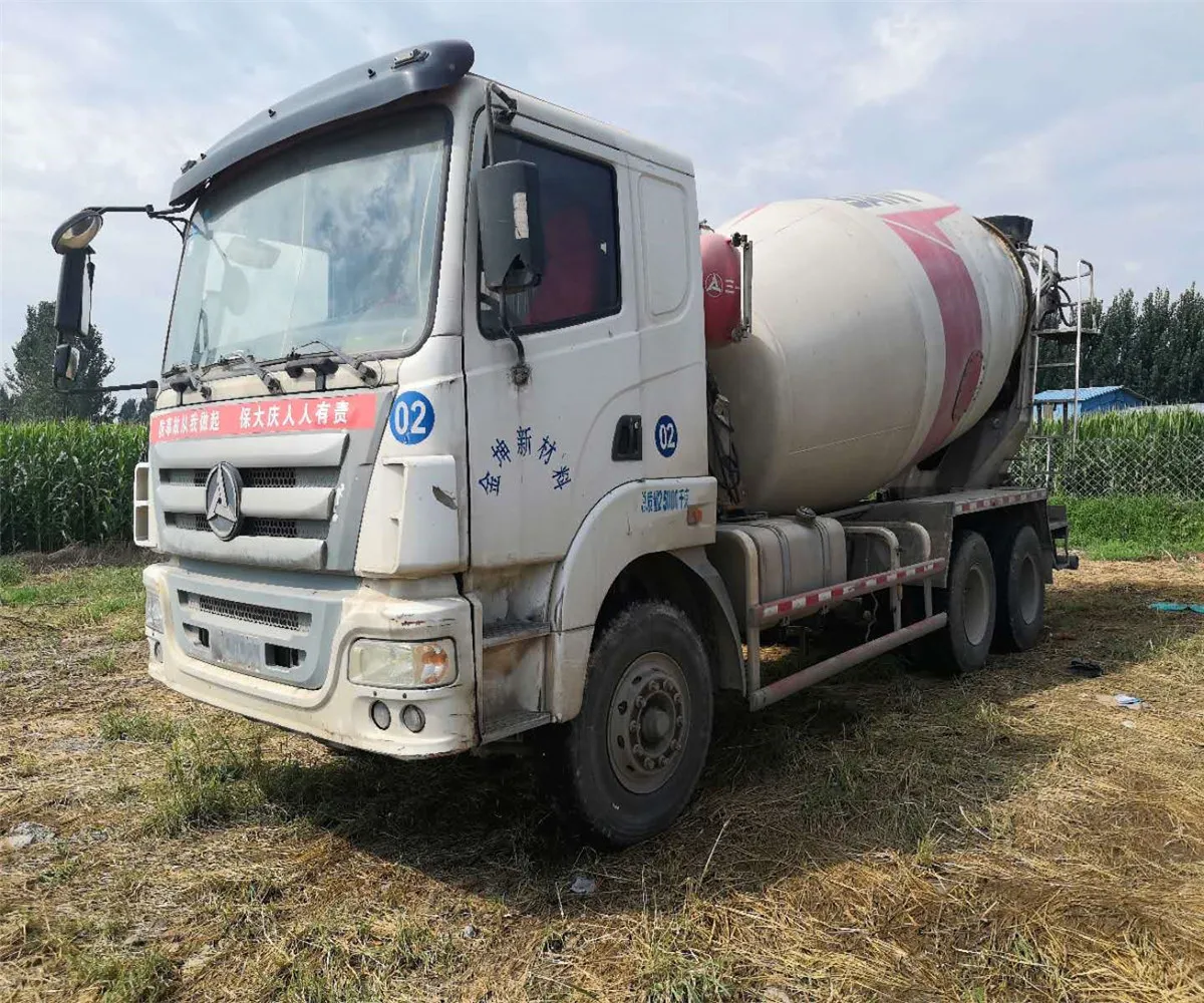 Fairly Used Hino 500 Mixer Truck Japan Made Hino 700 Model 9cbm