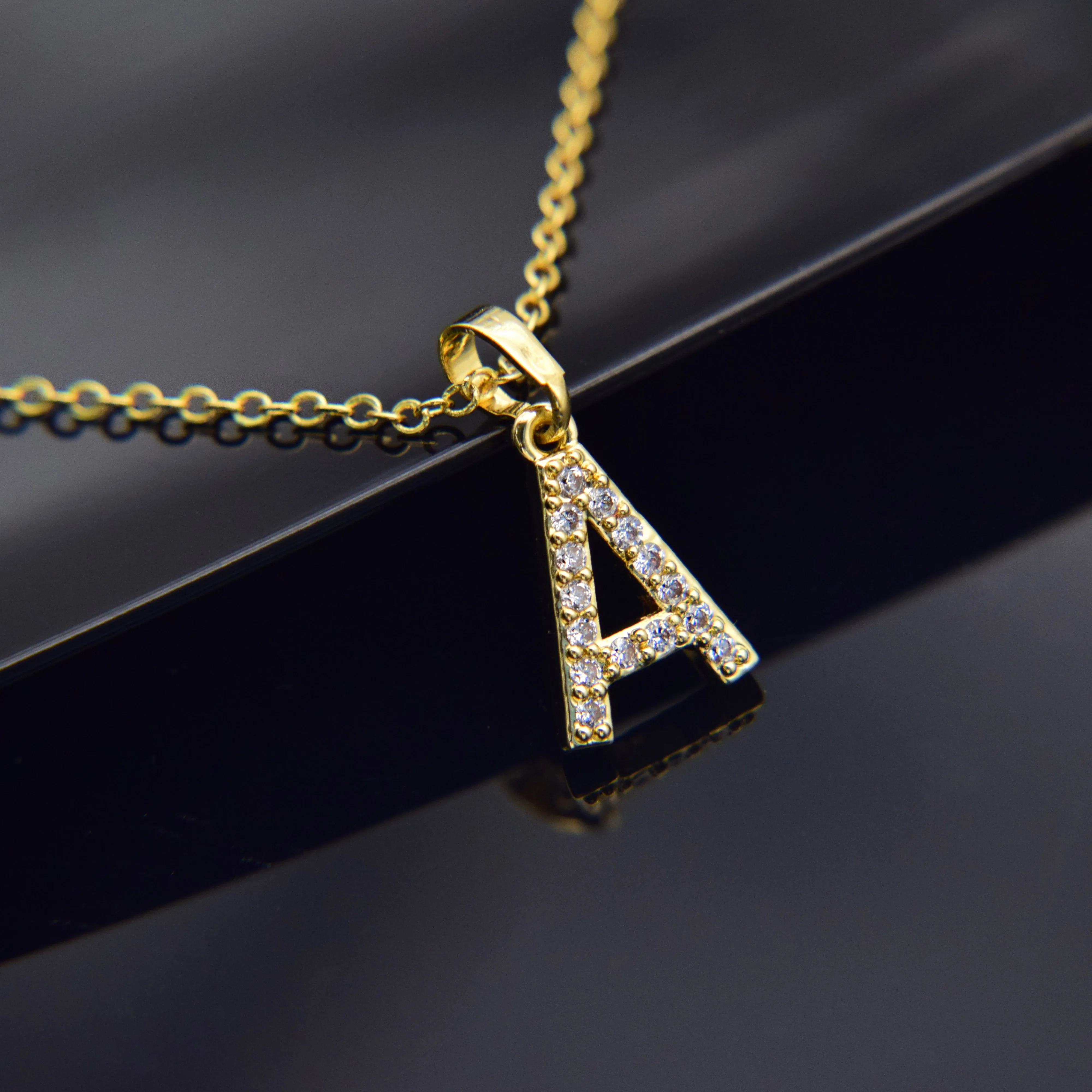 
Cubic Zircon Alphabet necklace A-Z Letter Pendant Necklace Shinning 26 Initial Jewelry 
