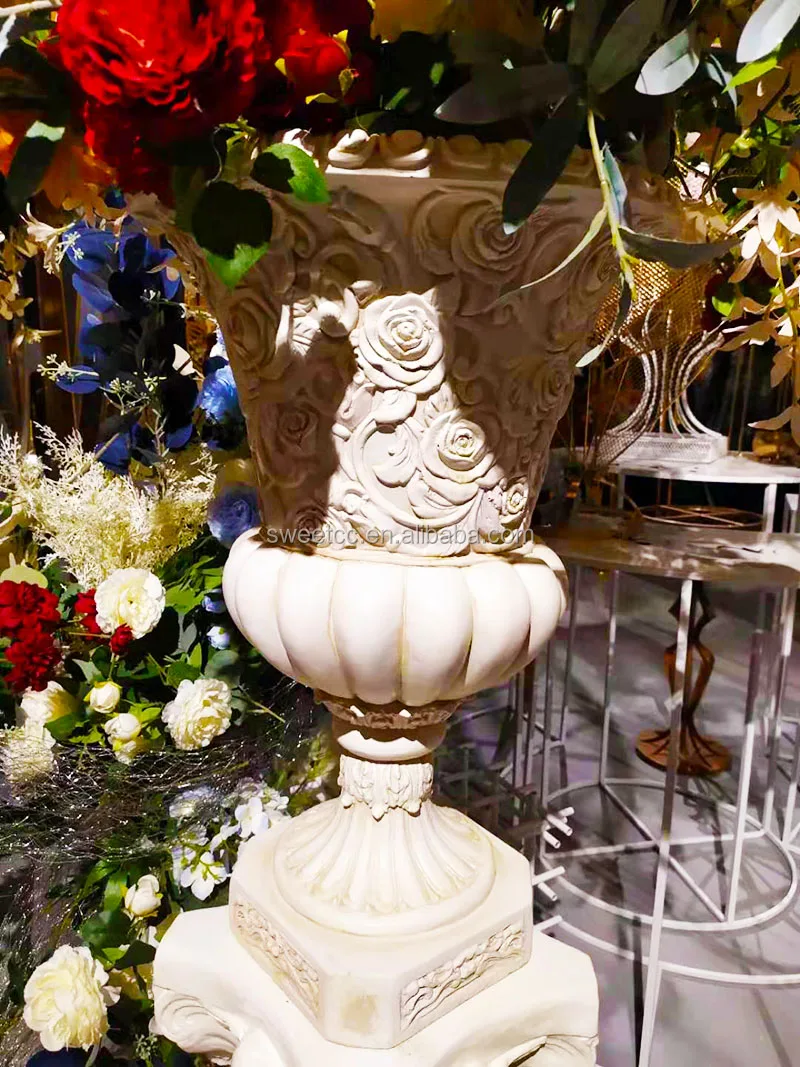 European Style Fiberglass Roman Style White Planter Wedding Flower Pillar Flower Pots For