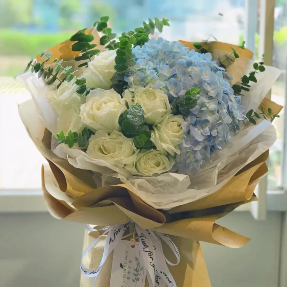 云南高品质彩色保存鲜花保存绣球花婚庆装饰 Buy 保存绣球花 绣球花 干燥绣球花product On Alibaba Com