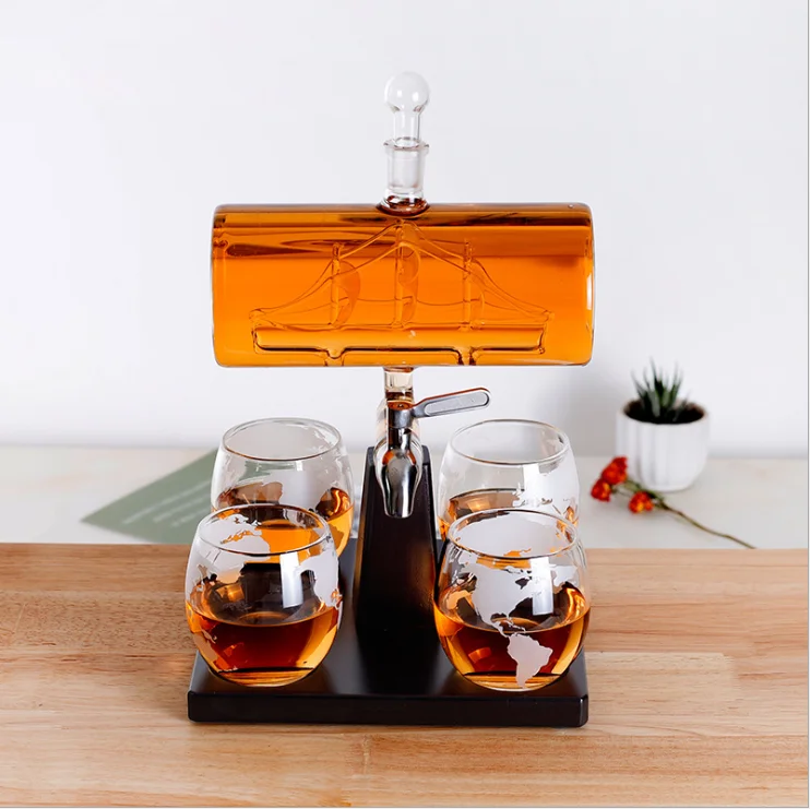 Alcohol Gift Sailing Ship Set Glass Whiskey Wine Liqior Decater With Stainless Steel Spigot