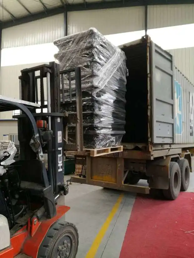 load container.jpg