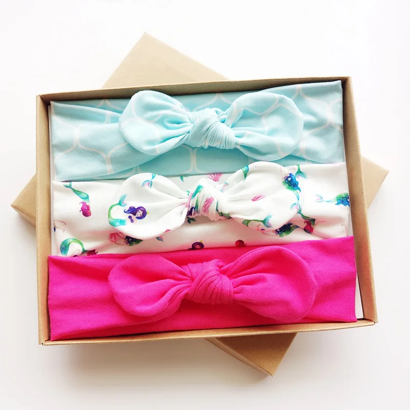 6297449923_1976883899