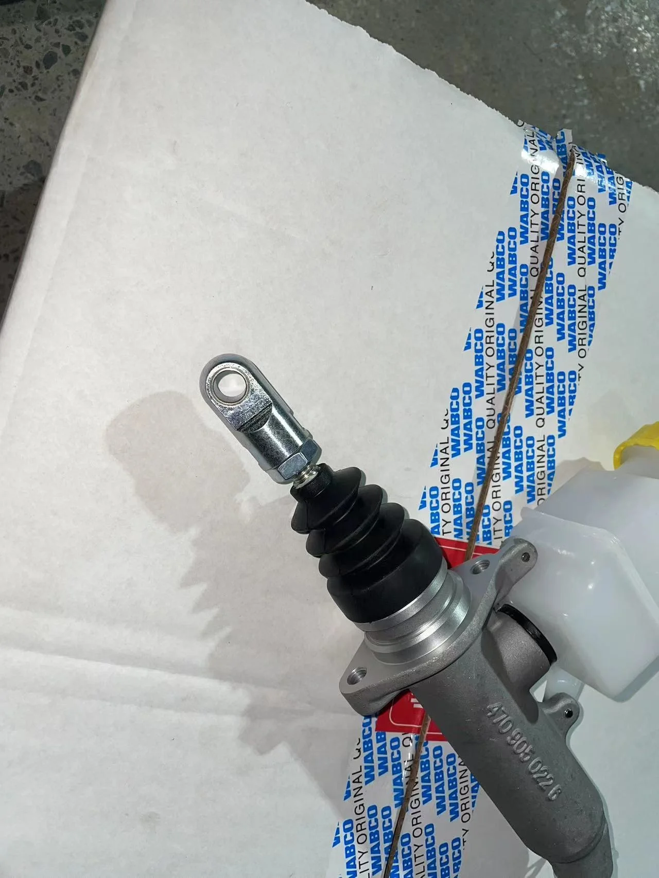 Original Wabco 4700530960 Clutch Master Cylinder Kamaz 5490 54901 6580