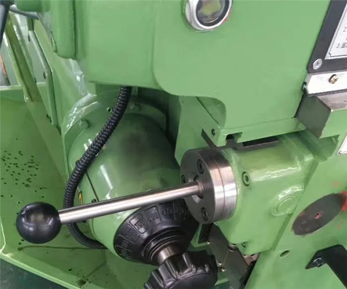 X5032 Vertical Knee Milling Machine Vertical Milling Three-Axis Digital Display