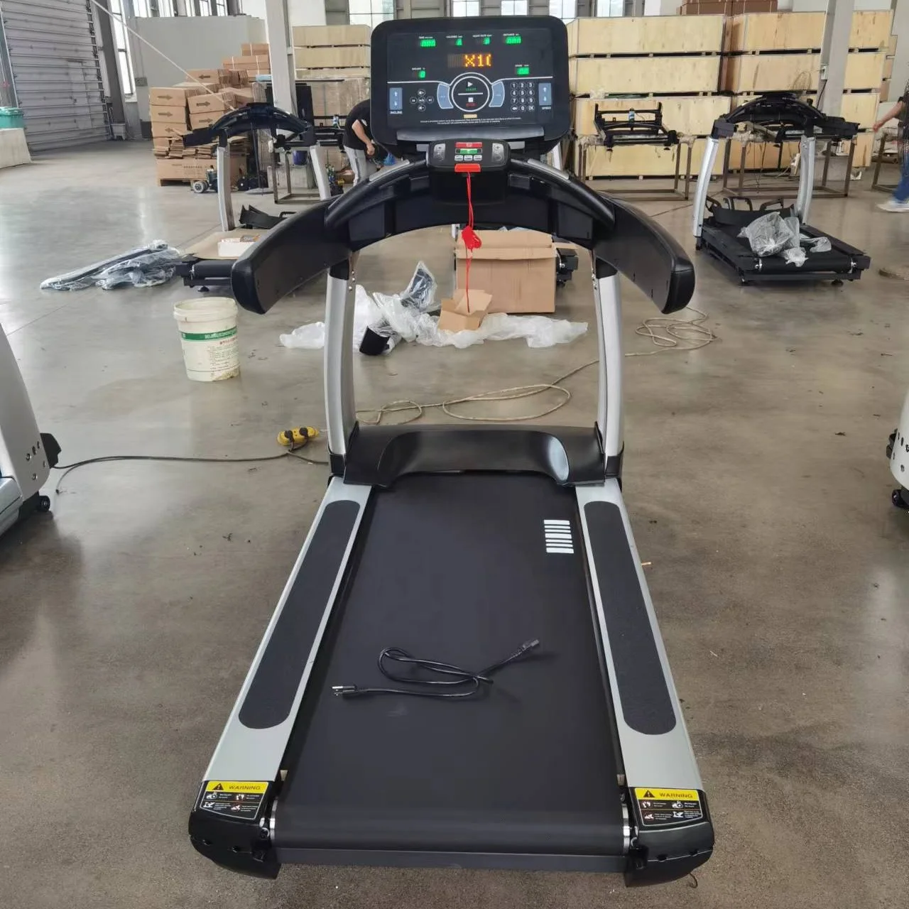 Oem Service Commercial Use Online Gym Equipment Treadmill Commercial