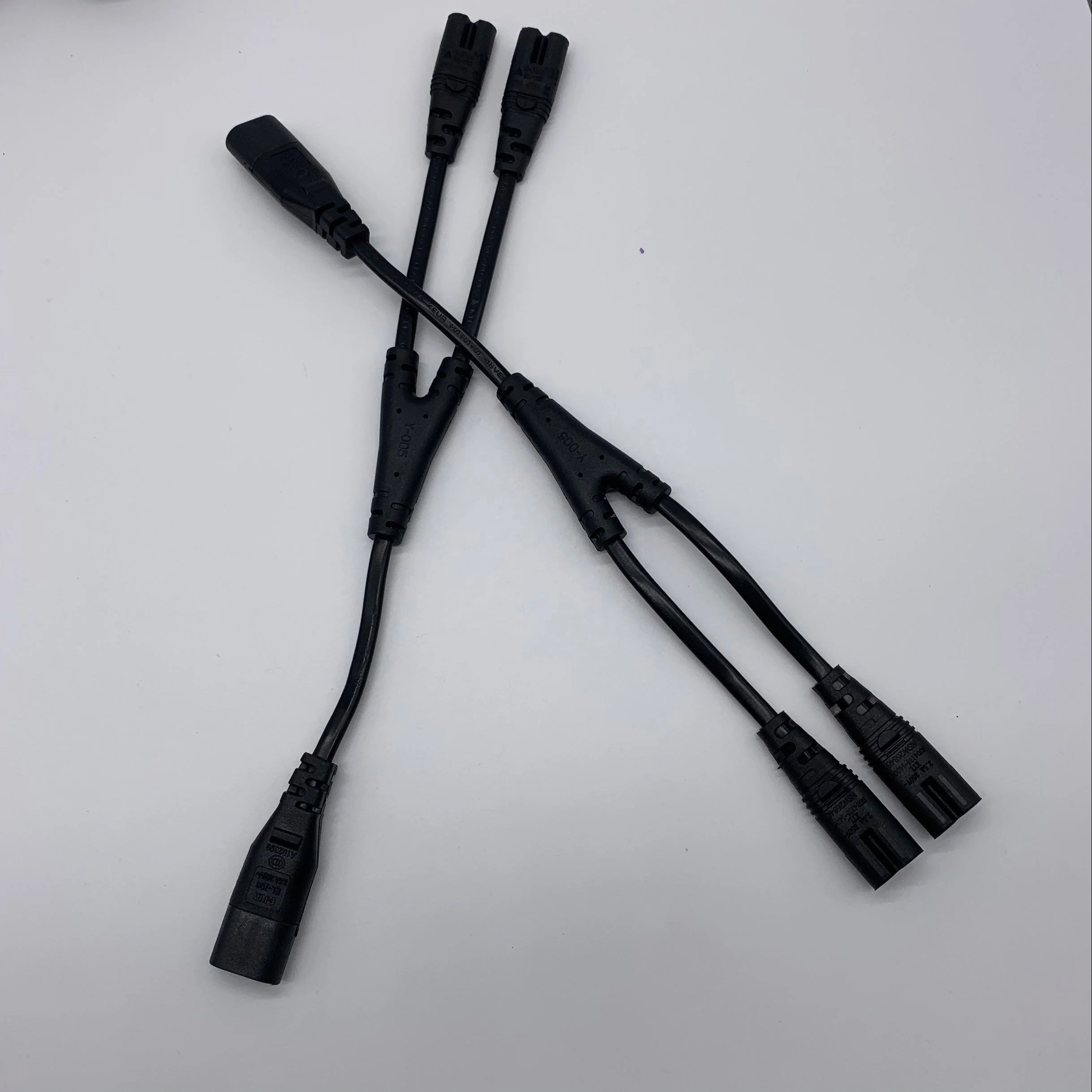 0.3m black iec c7c8 延长线y分路器h03vvh2-f 2g * 0.75平方毫米