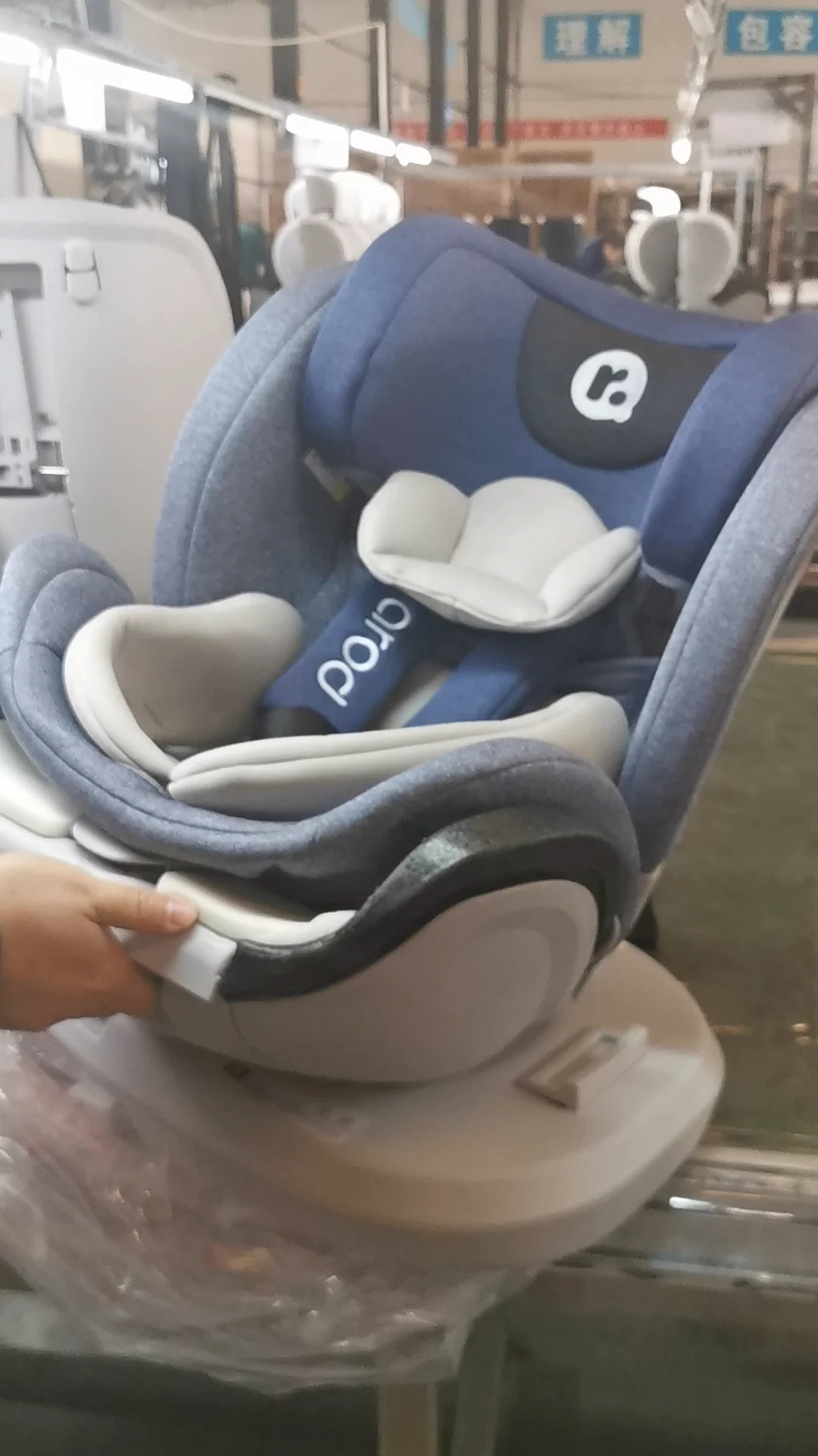 Автокресло 360 градусов isofix