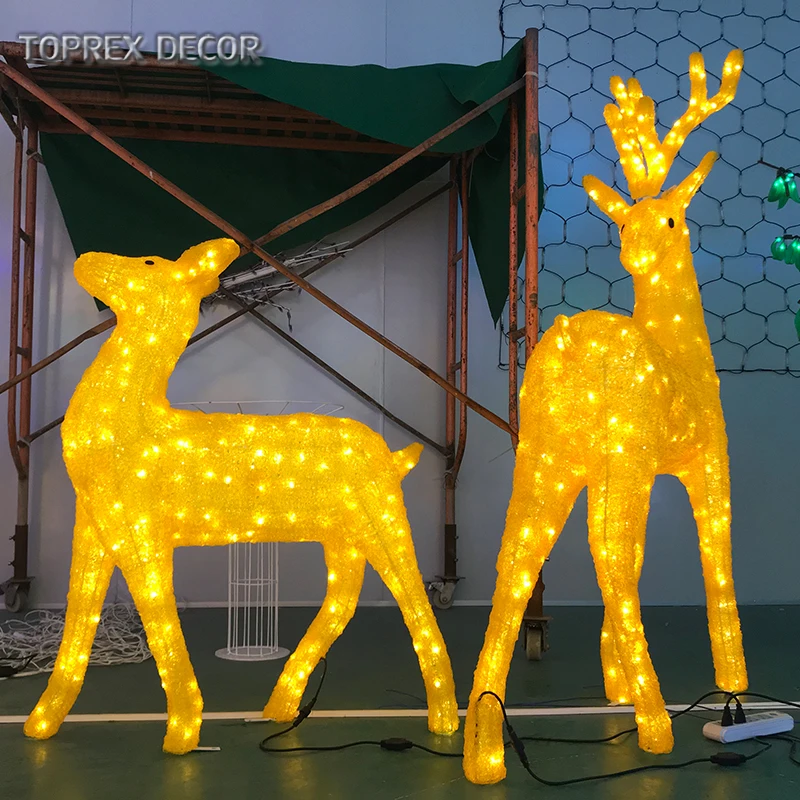 Christmas store restaurant hotel decoration giant warm white led lighted acrylic reindeer motif sculpture lighting