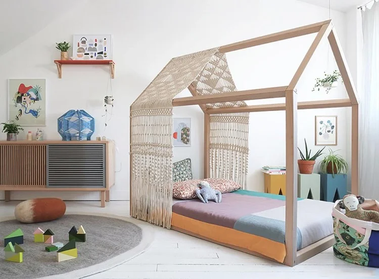 Modern solid wood furniture children room frame intelligent children crib
