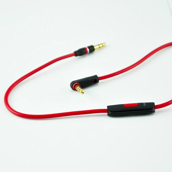 L cord right angle audio cable for beats.jpg