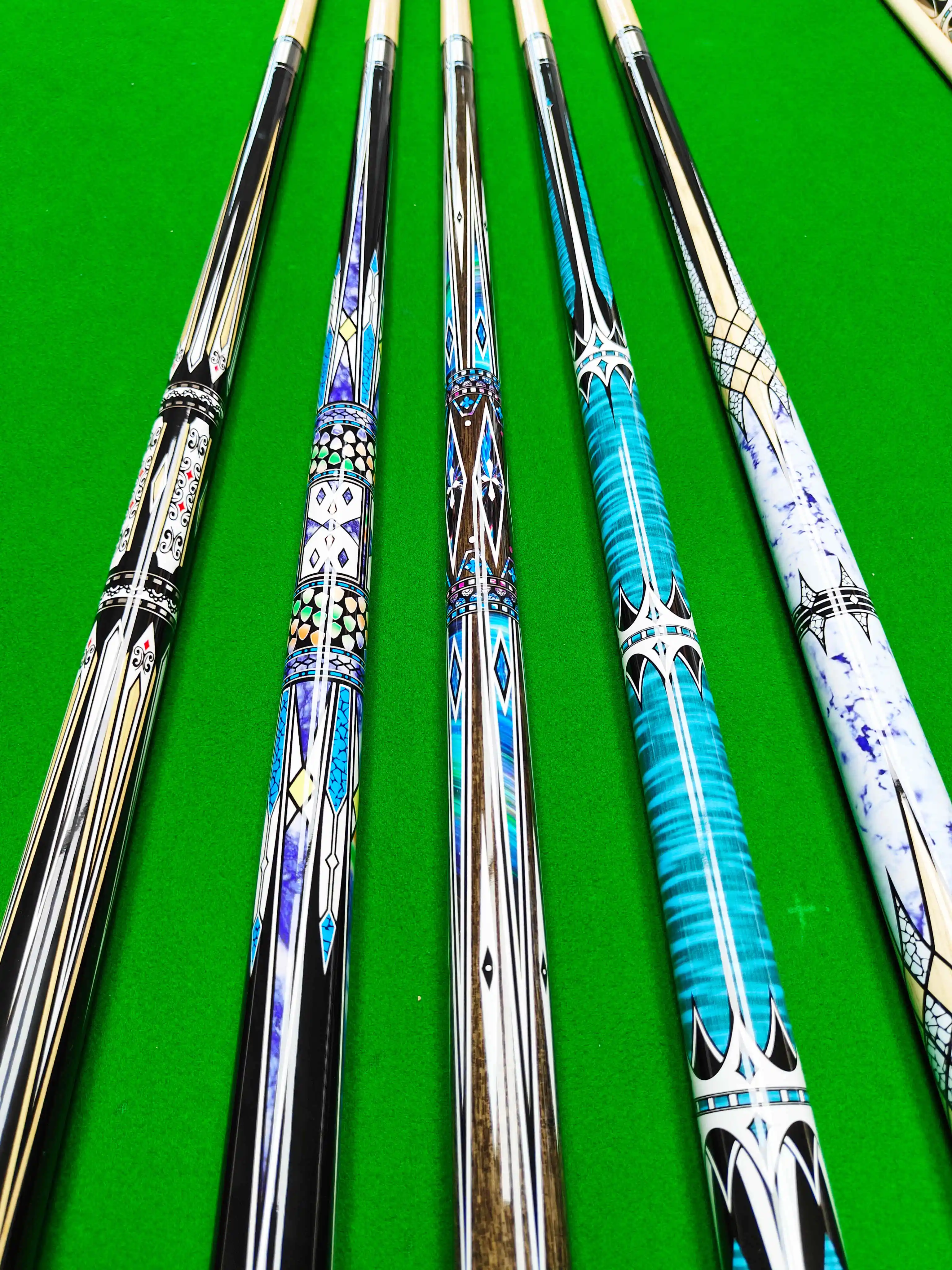 Factory Wholesale Americanstyle Pool Cue Shaft 13mm Colorful Diamond