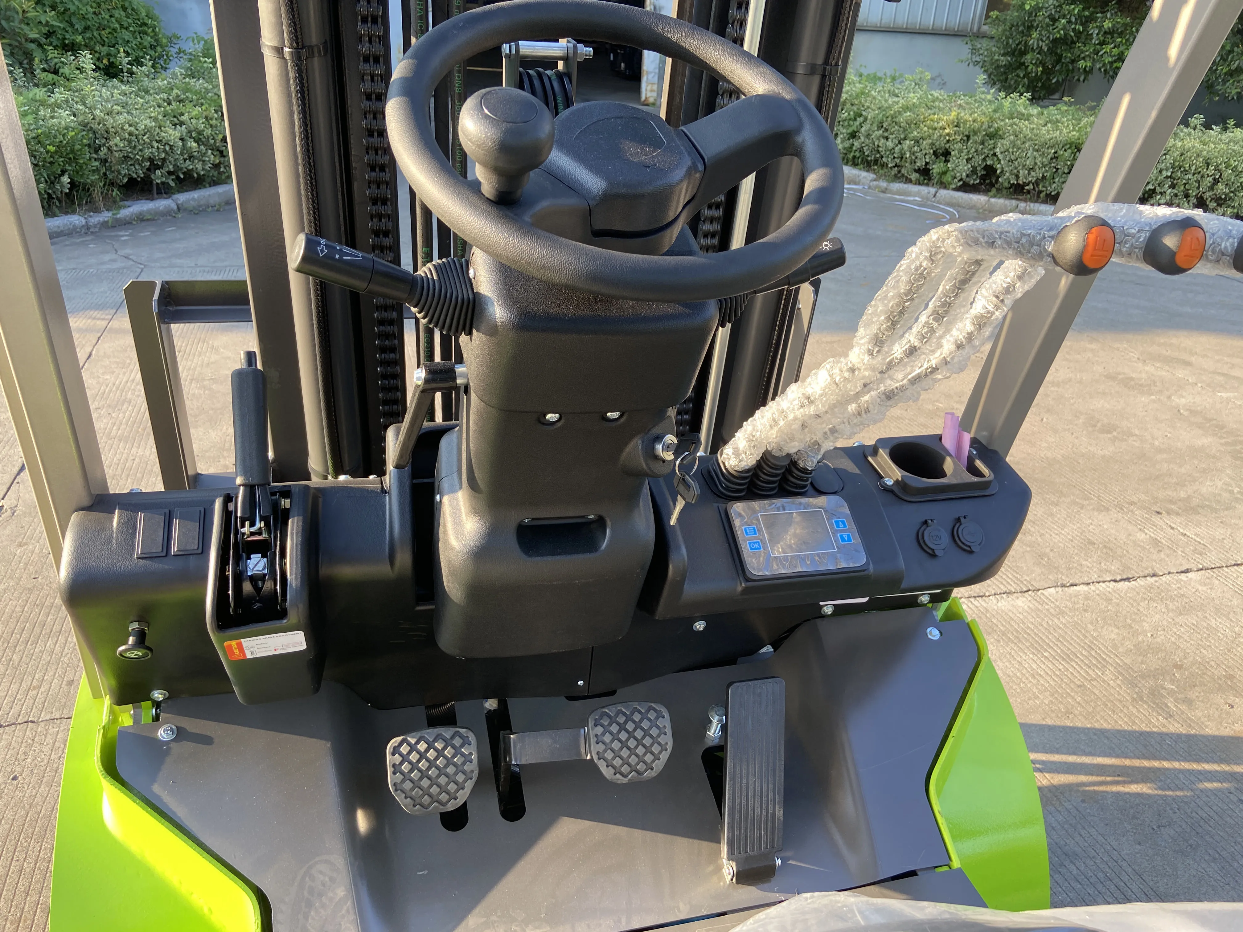 3 Ton Diesel Powered Forklift Montacargas With Japanese Engine Triplex 4.5meters Mast Side Shifter