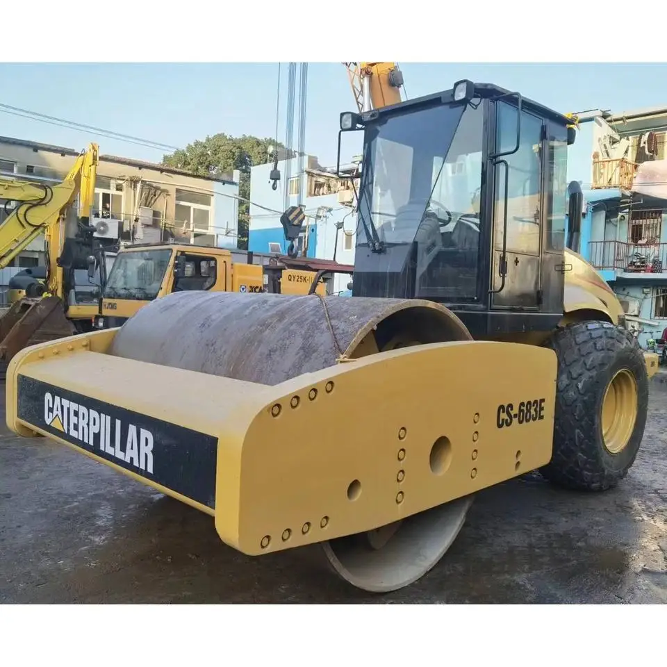 Second Hand Caterpillar Cs683e Road Roller Good Condition Cheaper Price