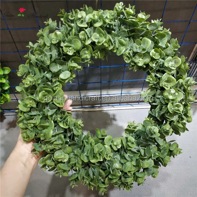 Eucalyptus Wreath06.jpg