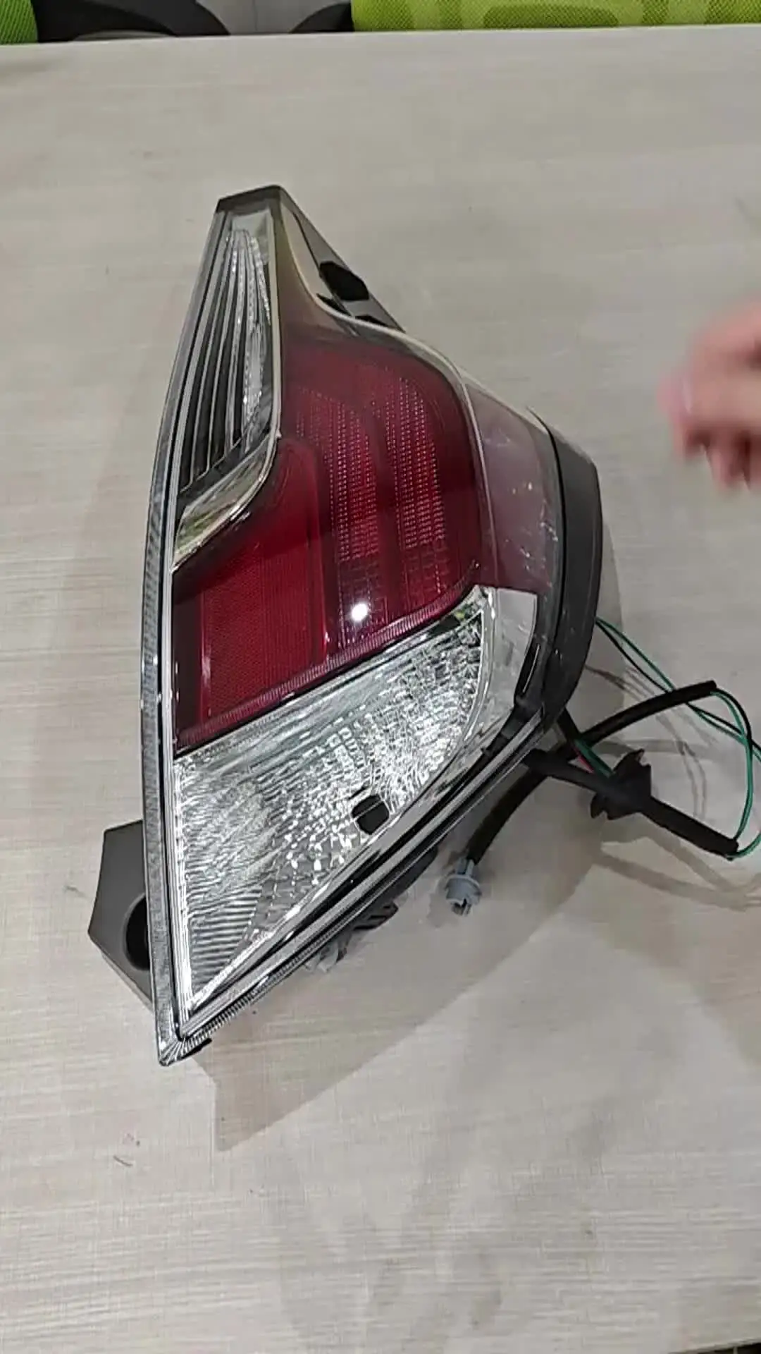 Fanale posteriore luce freno Skoda Superb 2009-2012 3T5945093 Fanale posteriore luce freno Skoda Superb 2009-2012 3T5945093