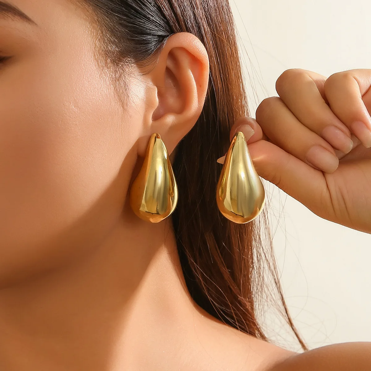 Trendy drop earrings discount