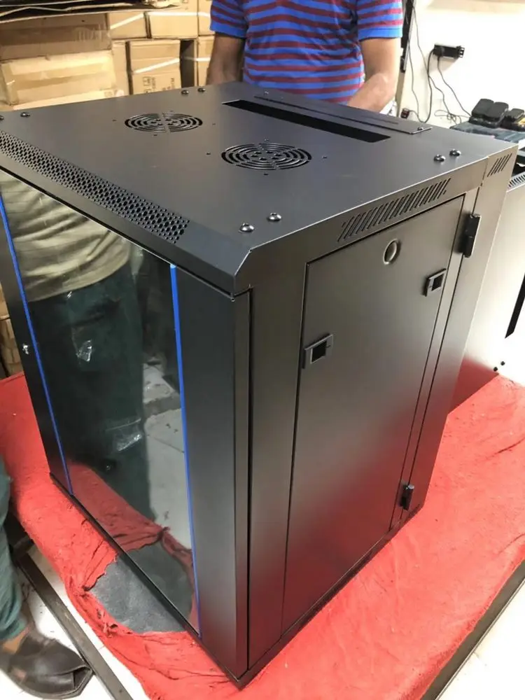 18U server rack (3).jpg