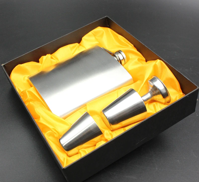 hip flask set (16).jpg