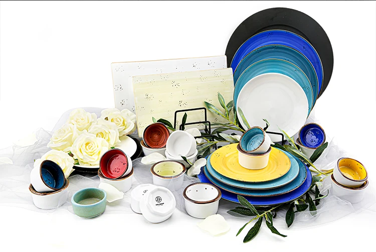Catering Tableware Porcelain Retro Color Reactive Glaze Crockery Restaurant Hotel Plates Set Dinnerware Ceramic Dinner Set